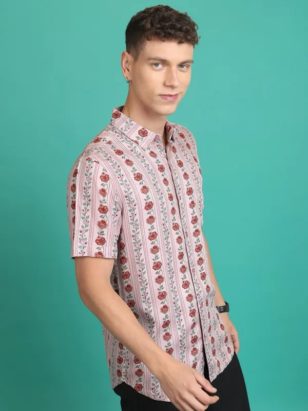 Men Slim Fit Casual Shirt