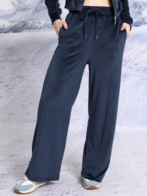 Tokyo Talkies Women Teal Sweatshirt With Trouser