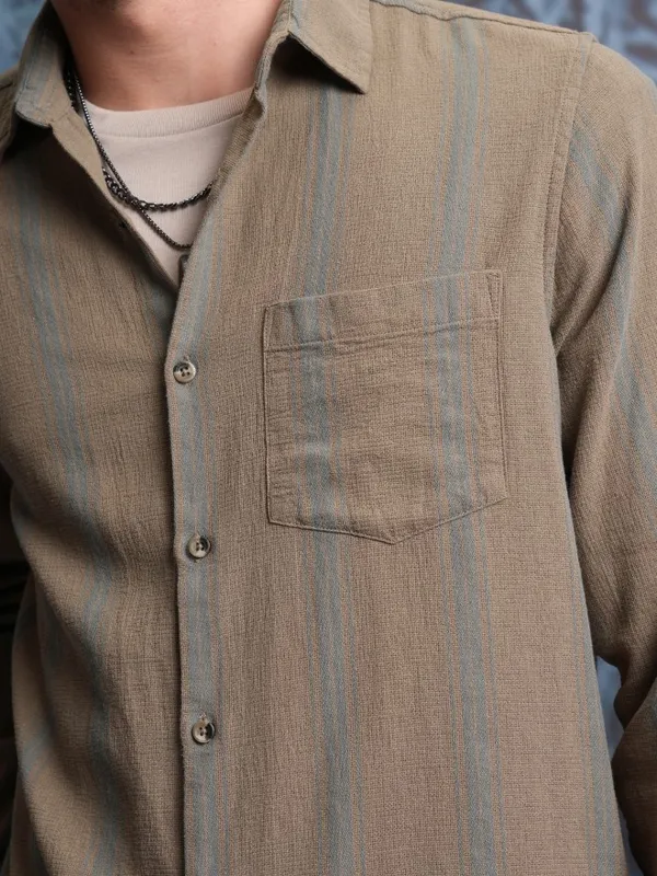  Locomotive Men Khaki Striped Regular Fit Casual Shirts
