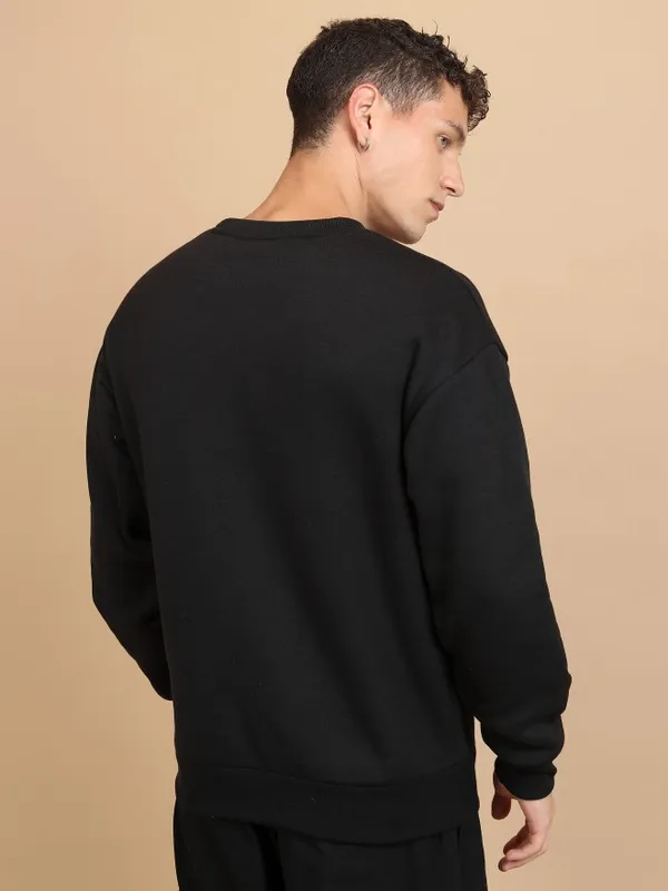  Highlander Men Black Round Neck Pullover Sweatshirts