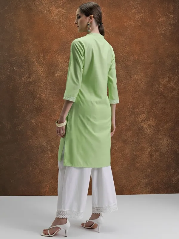 Embroidered Straight Kurta