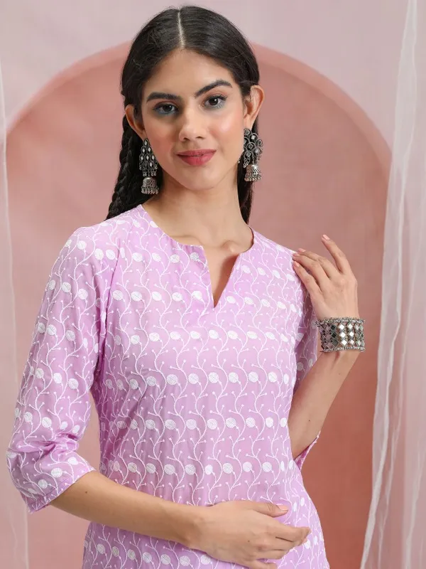 Embroidered Straight Kurta