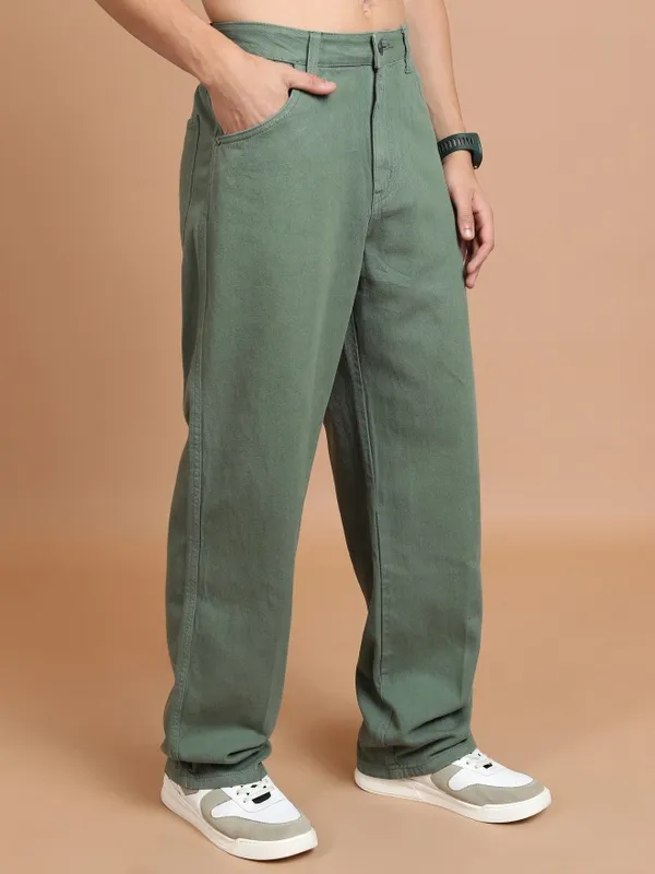 Men Relaxed Fit Jeans