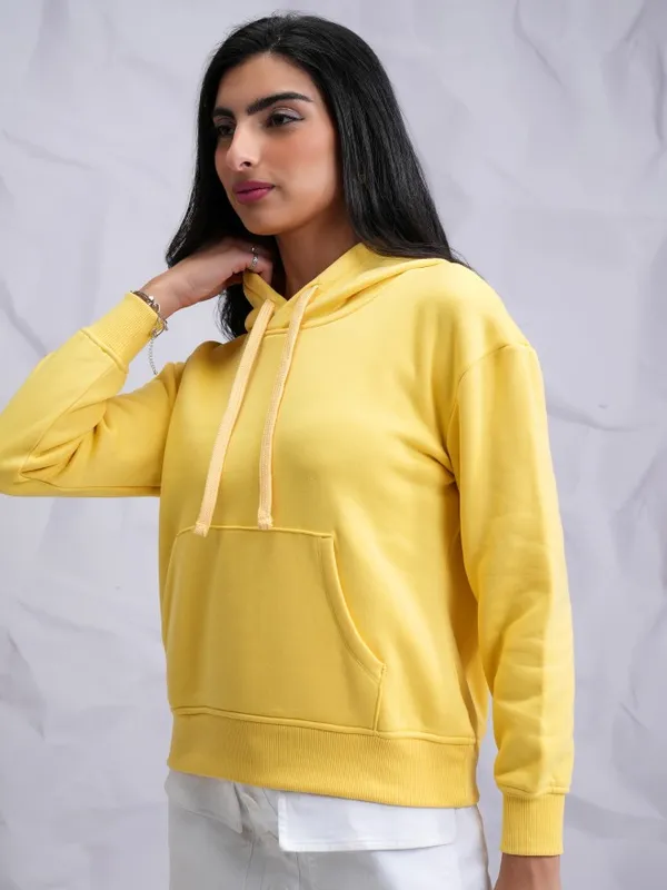  Tokyo Talkies Women Yellow Solid Pullover Hood Sweatshirts