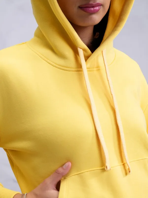  Tokyo Talkies Women Yellow Solid Pullover Hood Sweatshirts