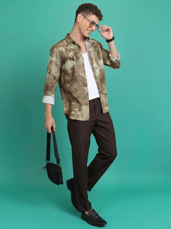 Men Slim Fit Casual Shirt