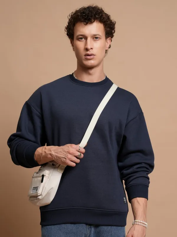  Highlander Men Navy Blue Round Neck Pullover Sweatshirts