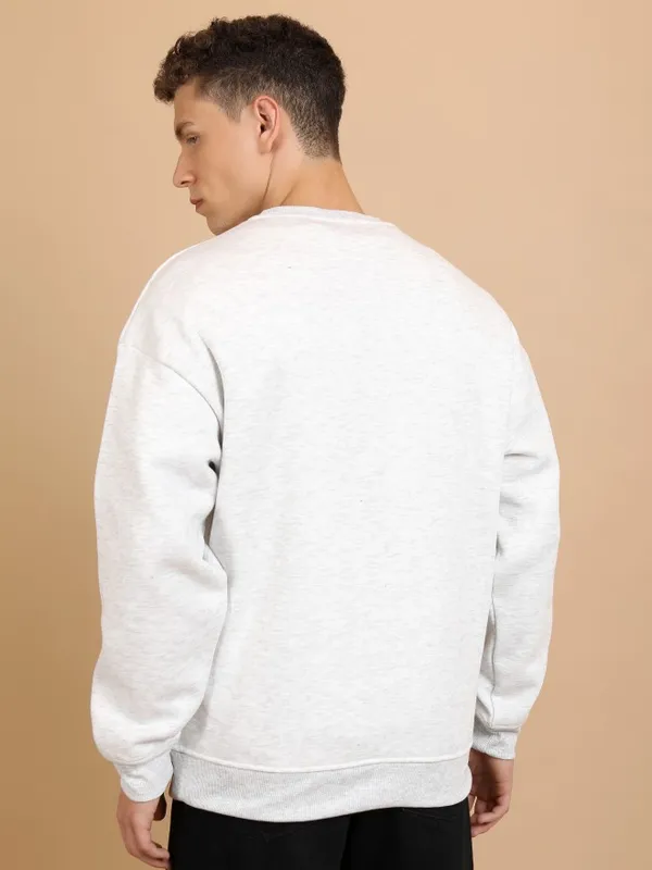  Highlander Men White Round Neck Pullover Sweatshirts