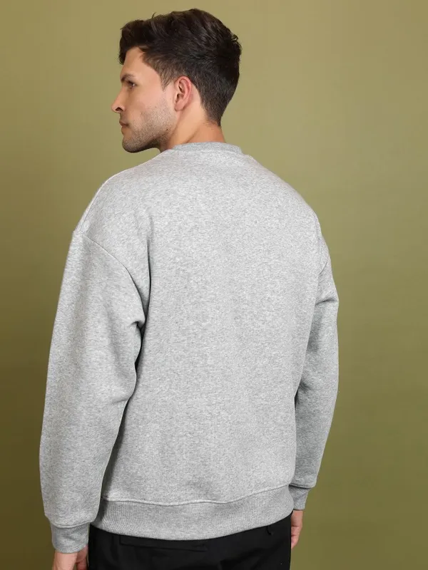  Highlander Men Grey Round Neck Pullover Sweatshirts