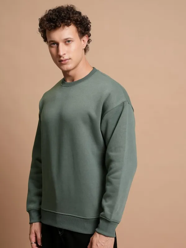  Highlander Men Green Round Neck Pullover Sweatshirts