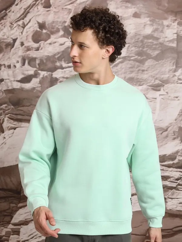 Men Solid Sweatshirt