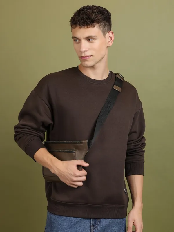  Highlander Men Brown Round Neck Pullover Sweatshirts