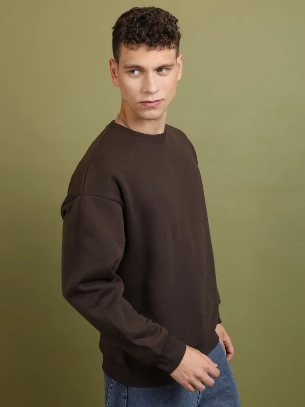  Highlander Men Brown Round Neck Pullover Sweatshirts