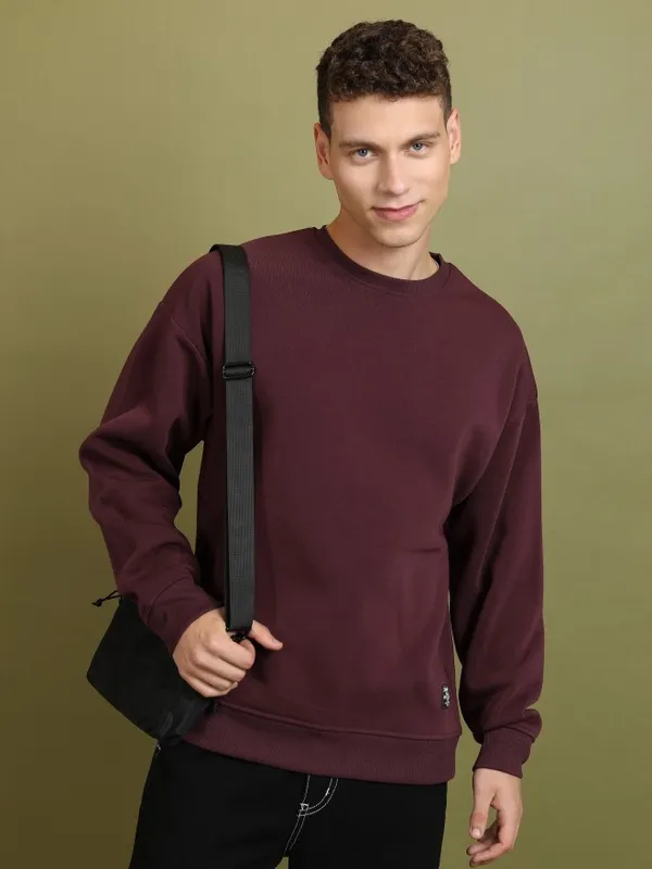 Men Solid Sweatshirt
