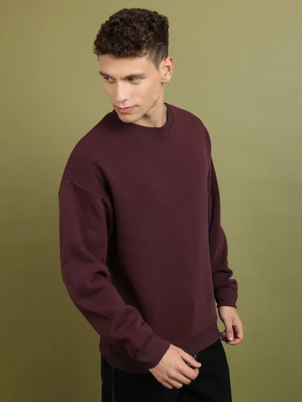 Men Solid Sweatshirt