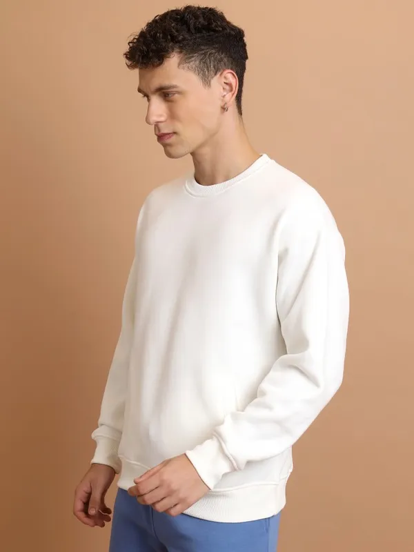  Highlander Men White Round Neck Pullover Sweatshirts