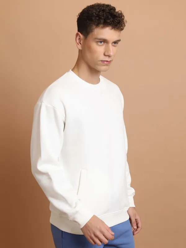  Highlander Men White Round Neck Pullover Sweatshirts