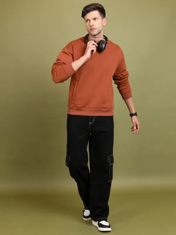 Men Solid Sweatshirt