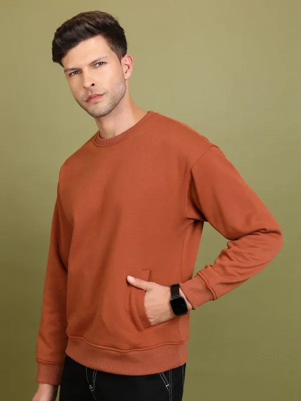 Men Solid Sweatshirt