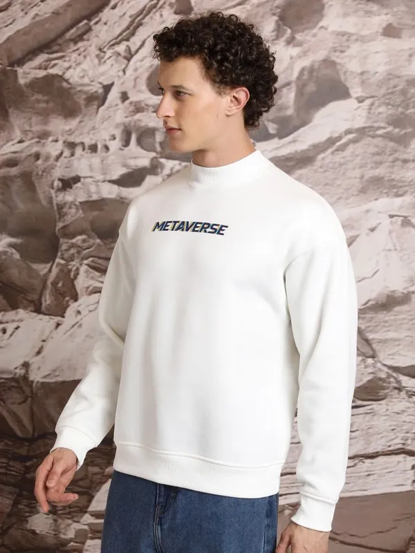 Highlander Men White Mock Collar Pullover Sweatshirt
