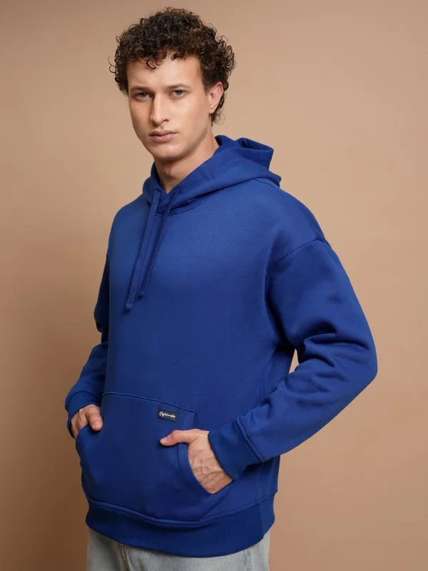 Men Solid Oversized Fit Sweatshirt
