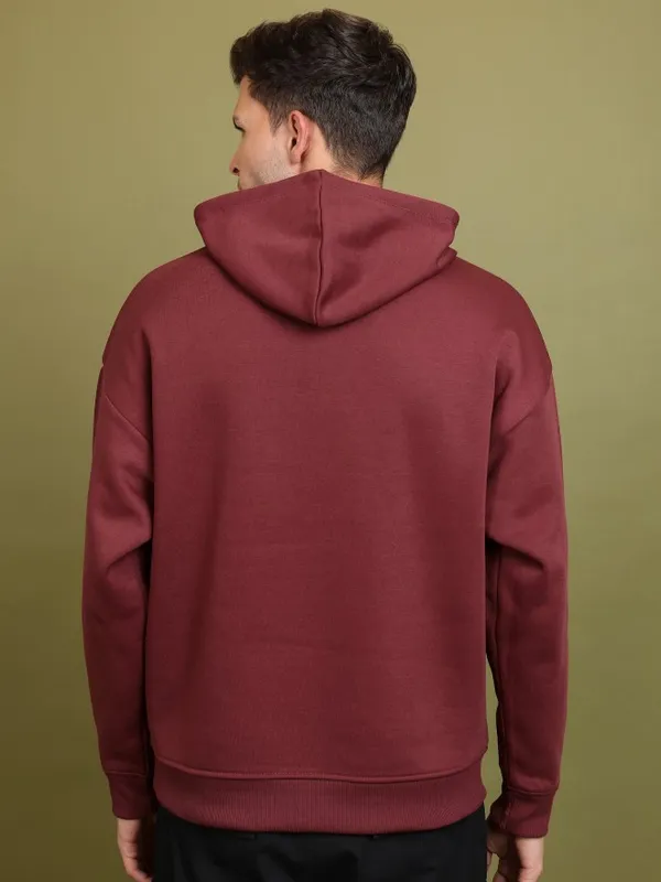  Highlander Men Red Hood Pullover Sweatshirts