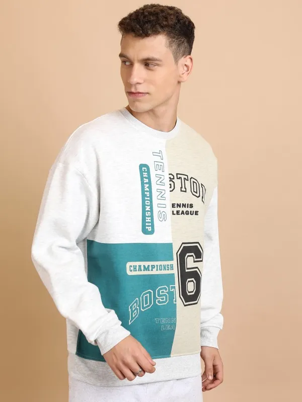  Highlander Men White Round Neck Pullover Sweatshirts