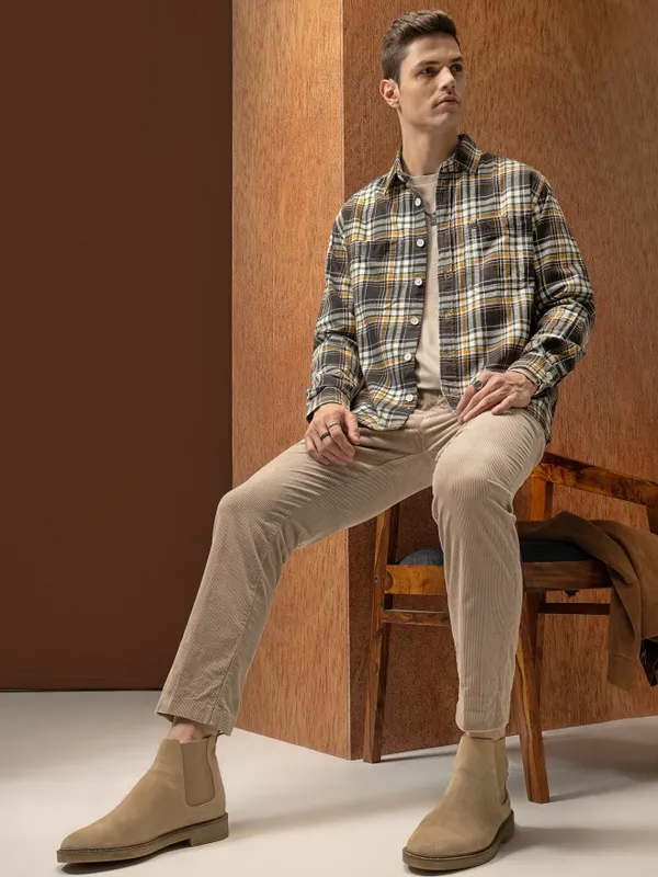 Locomotive Men Olive Checked Oversized Fit Casual Shirts
