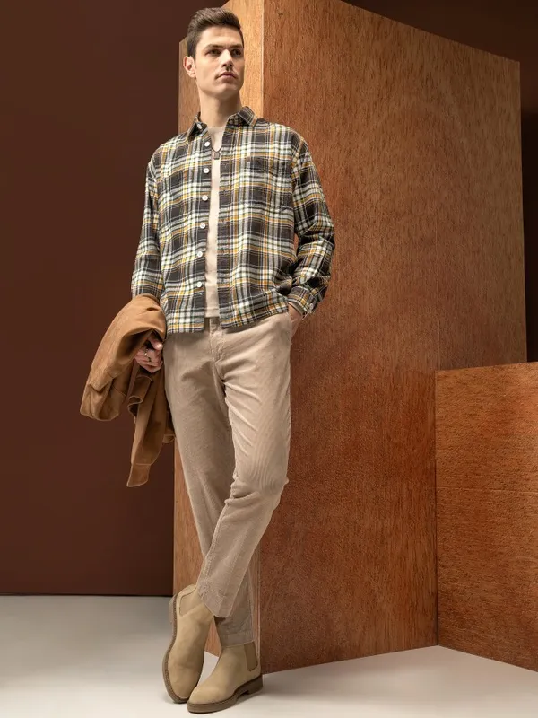  Locomotive Men Olive Checked Oversized Fit Casual Shirts