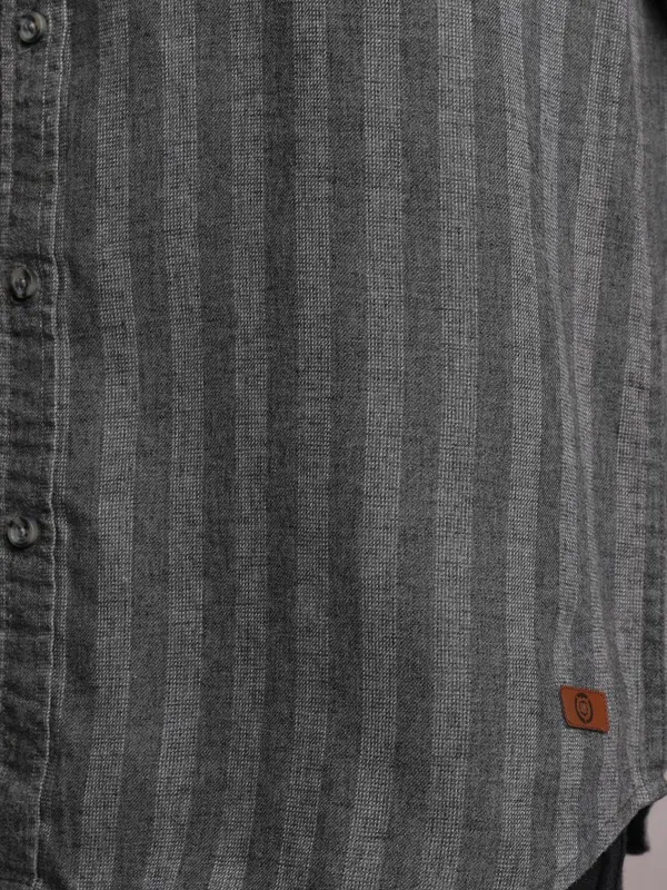 Men Regular Fit Casual Shirt