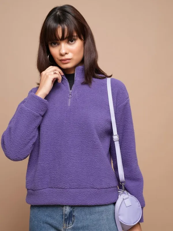 Women Solid Sweatshirt