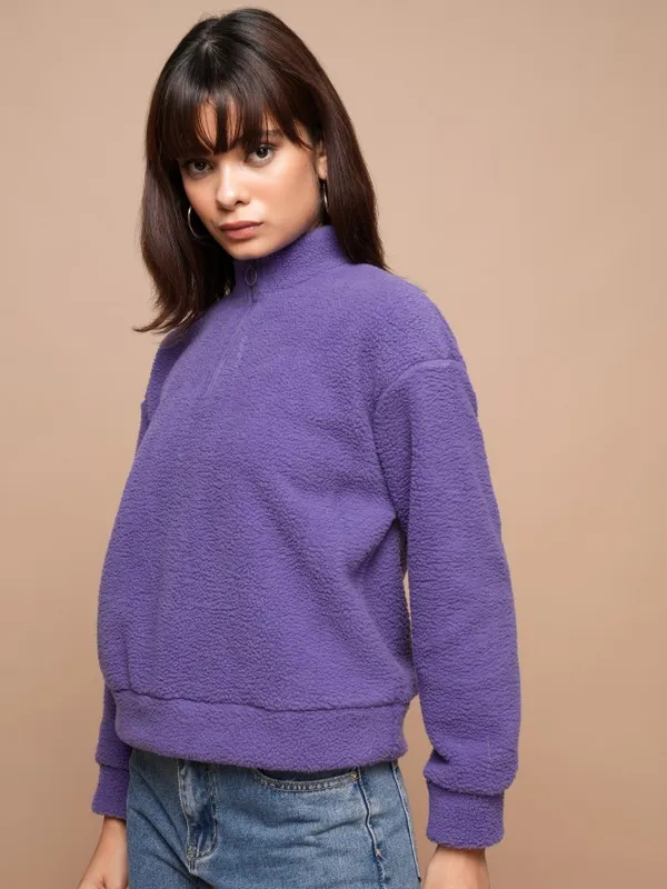 Women Solid Sweatshirt