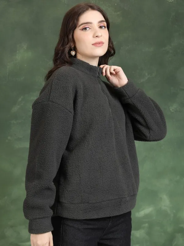  Tokyo Talkies Women Grey Solid Pullover High Neck Sweatshirts
