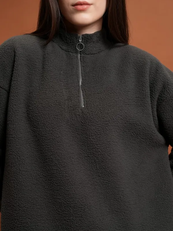  Tokyo Talkies Women Grey Solid Pullover High Neck Sweatshirts