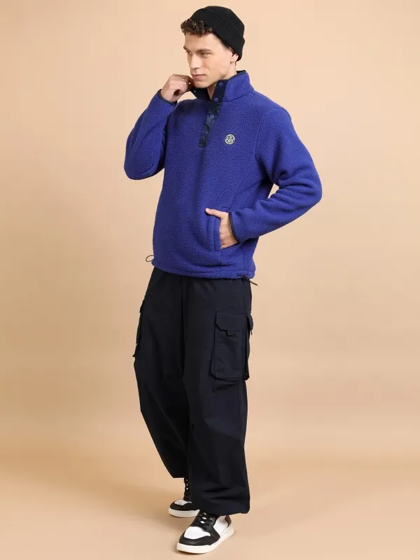  Highlander Men Blue High Neck Pullover Sweatshirts