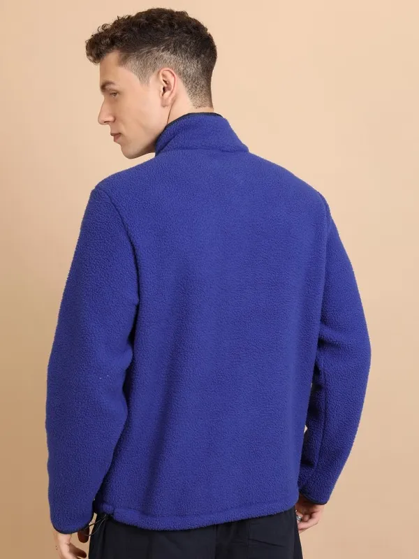  Highlander Men Blue High Neck Pullover Sweatshirts