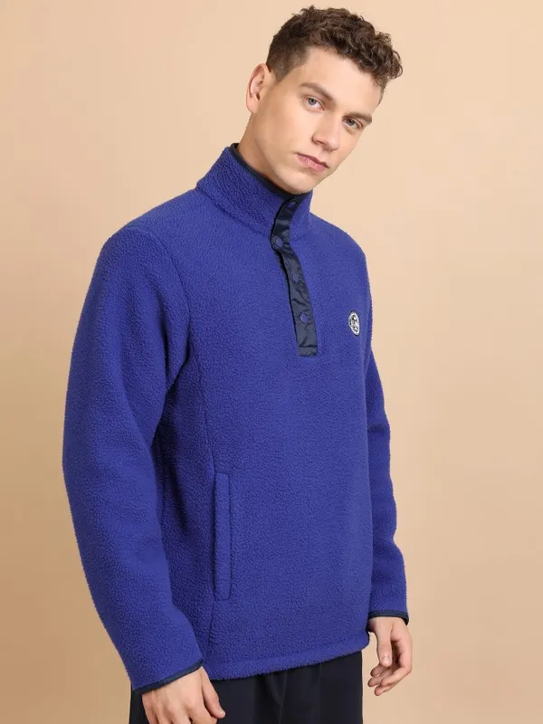  Highlander Men Blue High Neck Pullover Sweatshirts