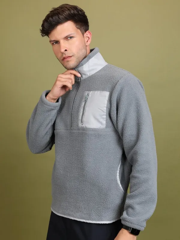  Highlander Men Grey High Neck Pullover Sweatshirts