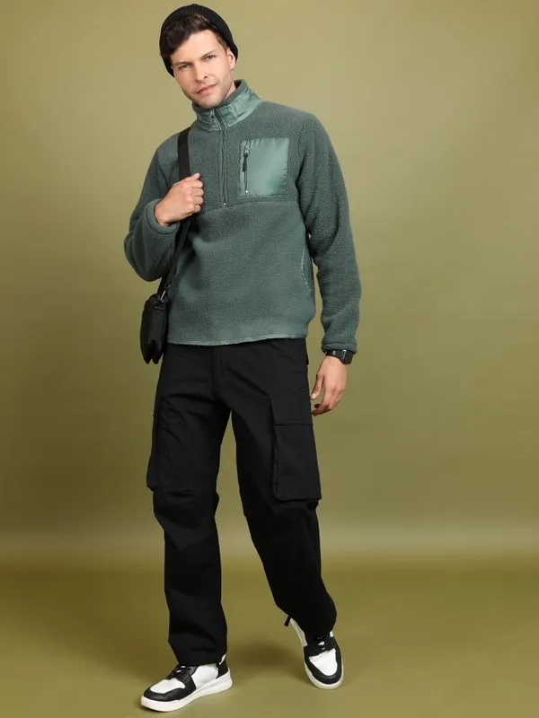  Highlander Men Green High Neck Pullover Sweatshirts