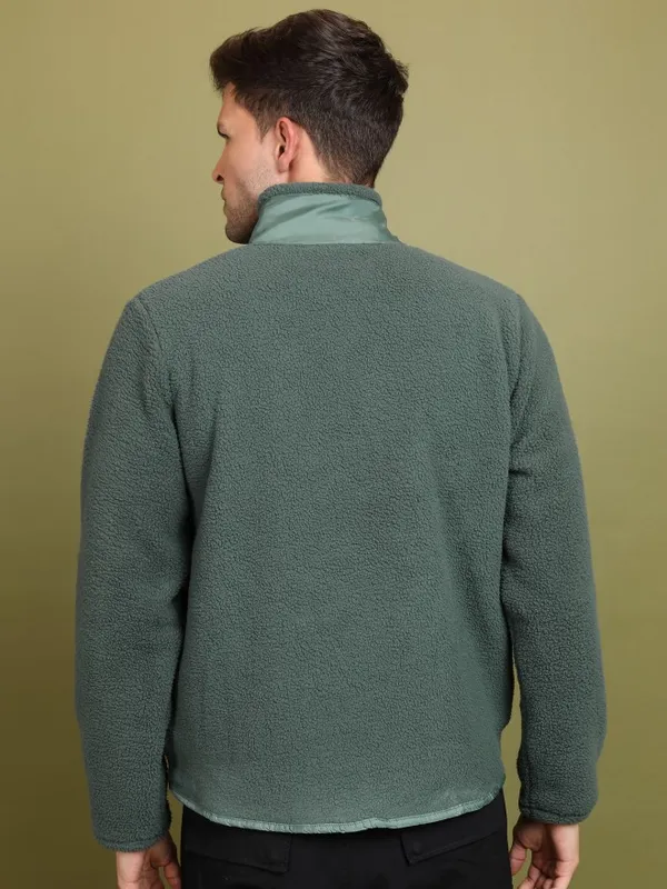  Highlander Men Green High Neck Pullover Sweatshirts