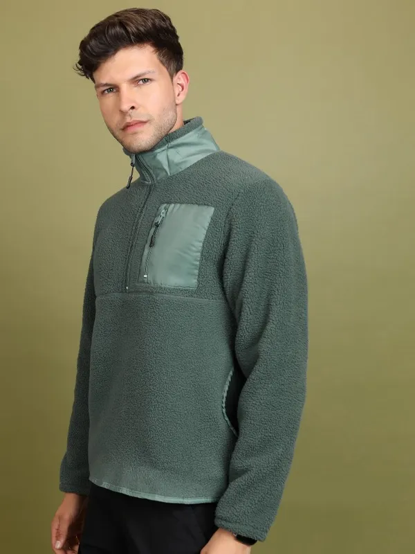  Highlander Men Green High Neck Pullover Sweatshirts