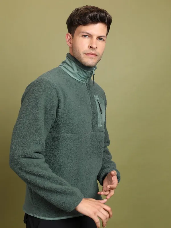  Highlander Men Green High Neck Pullover Sweatshirts