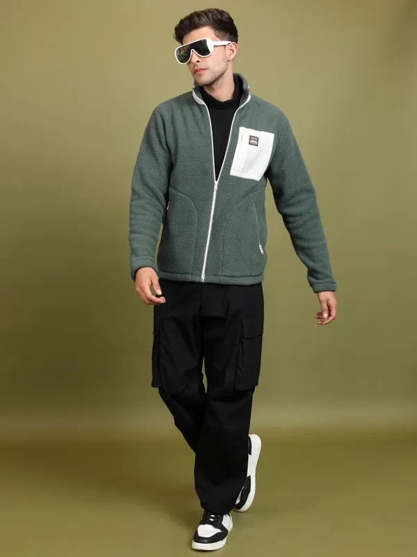  Highlander Men Green High Neck Pullover Sweatshirts