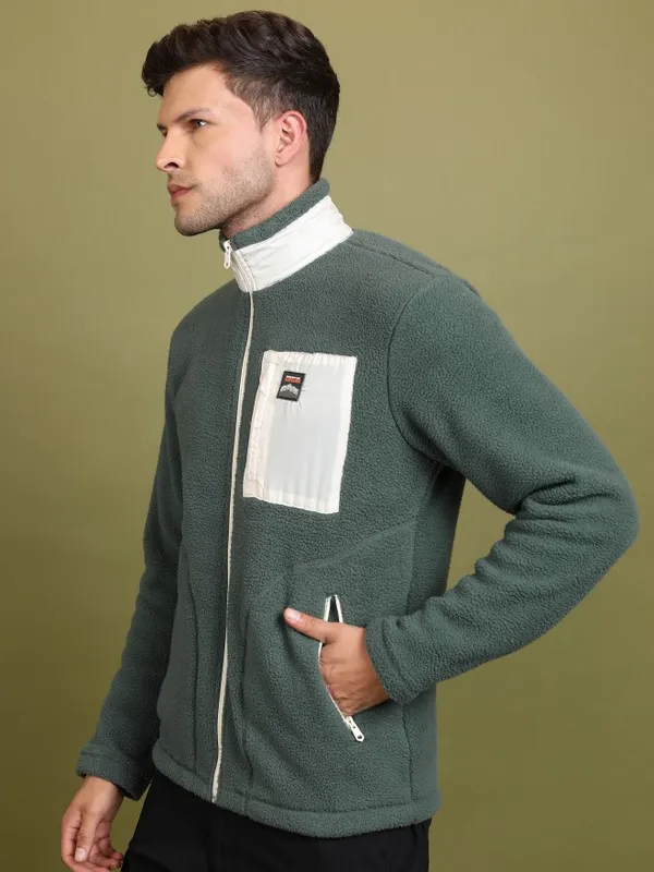  Highlander Men Green High Neck Pullover Sweatshirts