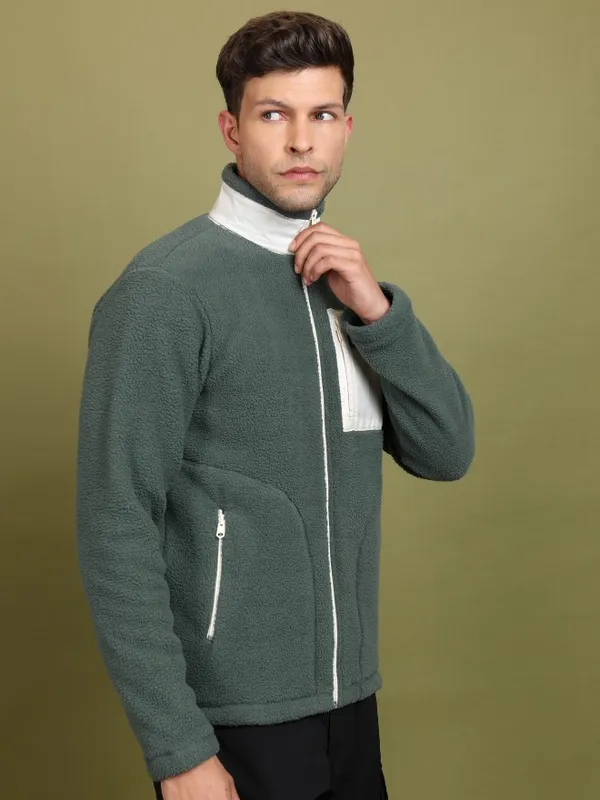  Highlander Men Green High Neck Pullover Sweatshirts