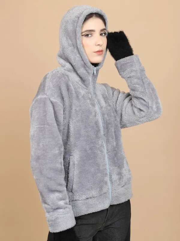  Tokyo Talkies Women Grey Solid Pullover Hood Sweatshirts