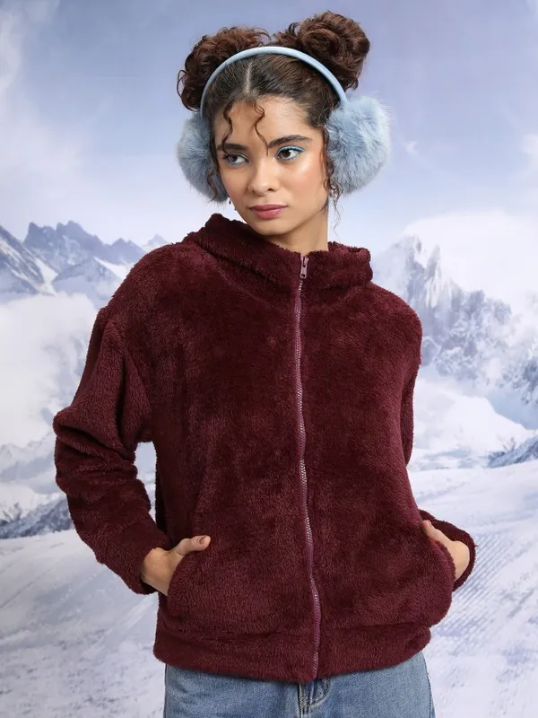  Tokyo Talkies Women Maroon Solid Pullover Hood Sweatshirts