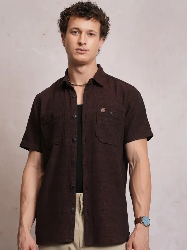 Locomotive Men Brown Solid Slim Fit Casual Shirt