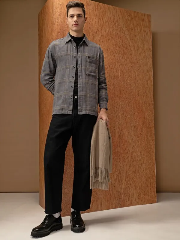  Locomotive Men Grey Checked Oversized Fit Casual Shirts
