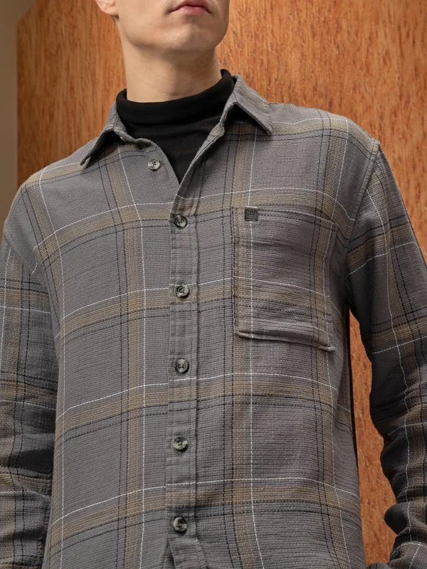  Locomotive Men Grey Checked Oversized Fit Casual Shirts